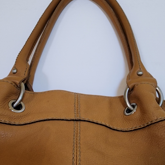 TIGANELLO SHOULDER BAG WITH DOUBLE STRAPS, GENUINE LEATHER, CARMEL COLOR - Picture 6 of 15
